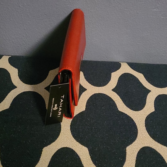 Wallet - Picture 2 of 5